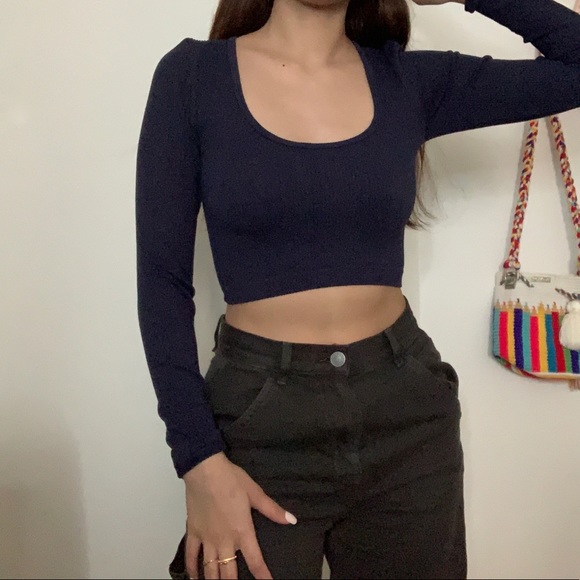 Stradivarius Cropped Top - Picture 3 of 5